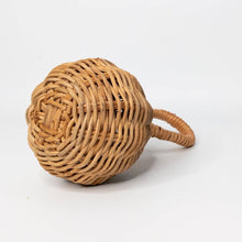 Load image into Gallery viewer, Natural Rattan Rattle