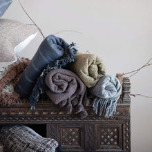 Load image into Gallery viewer, Wool Blend Throw With Fringe