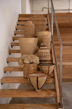 Load image into Gallery viewer, Dried Natural Palm Bunch