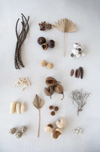 Load image into Gallery viewer, Dried Natural Palm Bunch