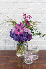 Load image into Gallery viewer, Fairy Vase