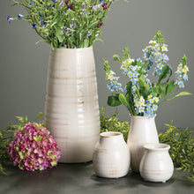 Load image into Gallery viewer, White Glossy Vase
