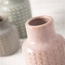 Load image into Gallery viewer, Crosshatch Pattern Vase
